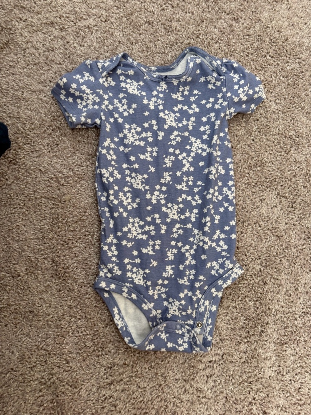 Blue Floral Short-Sleeve Baby One-Piece Bodysuit